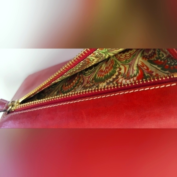DOONEY & BOURKE - BURGUNDY TRIFOLD Continental Clutch with Paisley - Picture 9 of 9